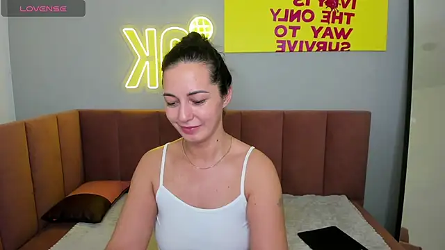 Snapshot of Linda_Insatiable chatting on 03.21.25 Linda Insatiable online show from 03.21.25