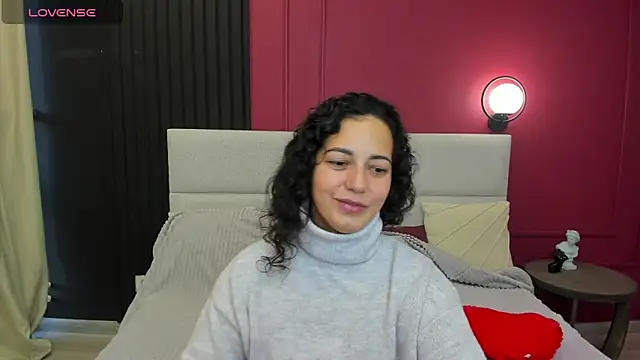 Snapshot of Linda_Insatiable chatting on 09.25.25 Linda Insatiable online show from 09.25.25