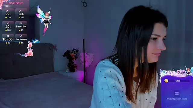 Laura Leee online show from 01.11.25