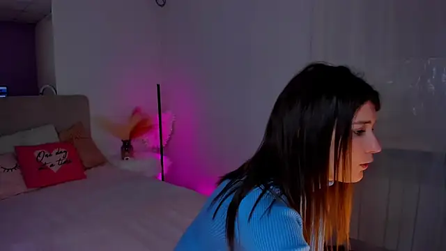 Laura Leee online show from 02.09.25