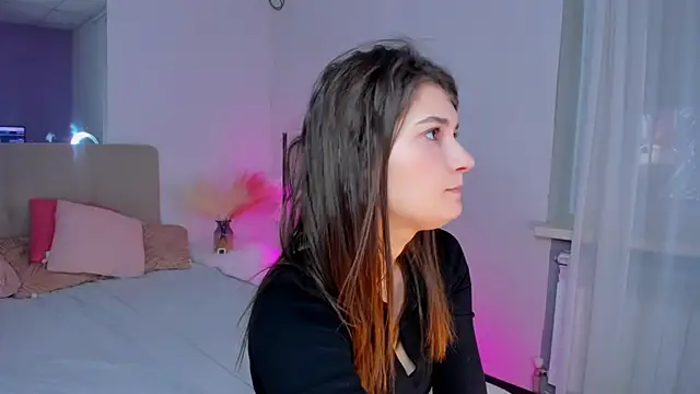 Laura Leee online show from 03.14.25