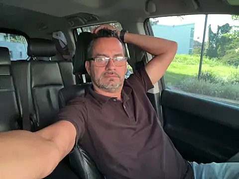 Snapshot of party2025 chatting on 03.19.25 party2025 online show from 03.19.25