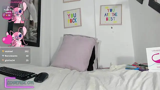 catalina santana23 online show from 03.13.25