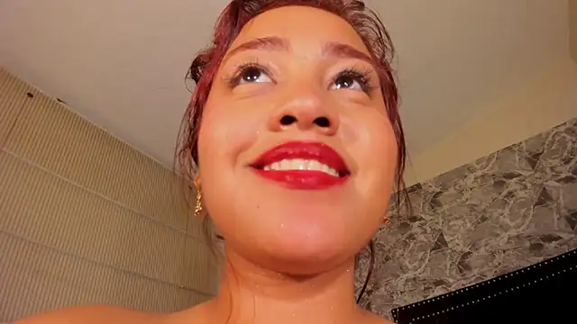 Estrella05  online show from 12.21.24