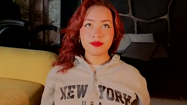 Estrella05  online show from 10.20.25