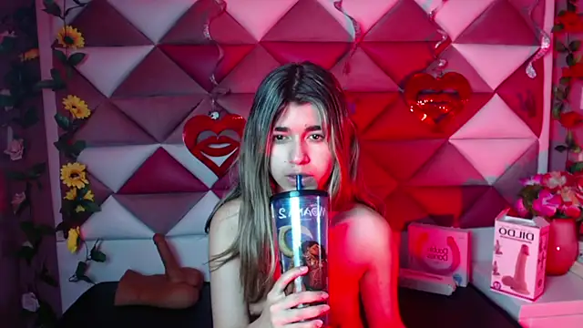 Snapshot of NahomiConnor_ chatting on 03.21.25 NahomiConnor online show from 03.21.25