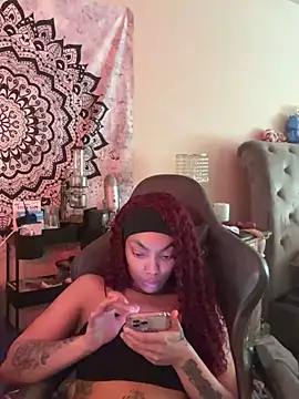 butterflybootyy online show from 12.14.24