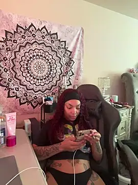 butterflybootyy online show from 12.16.24