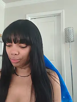Snapshot of butterflybootyy chatting on 06.18.26 butterflybootyy online show from 06.18.26