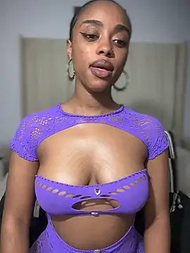 BhadBhad Kitty online show from 12.05.25