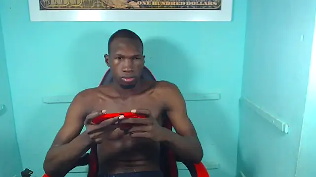 Snapshot of black30cmdick chatting on 10.28.25 black30cmdick online show from 10.28.25