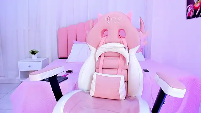 Bella reaset18 online show from 12.11.24