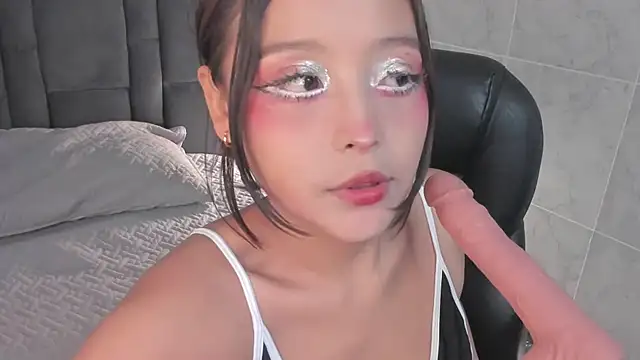 Snapshot of Teen_sofia_ chatting on 02.08.25 Teen sofia online show from 02.08.25