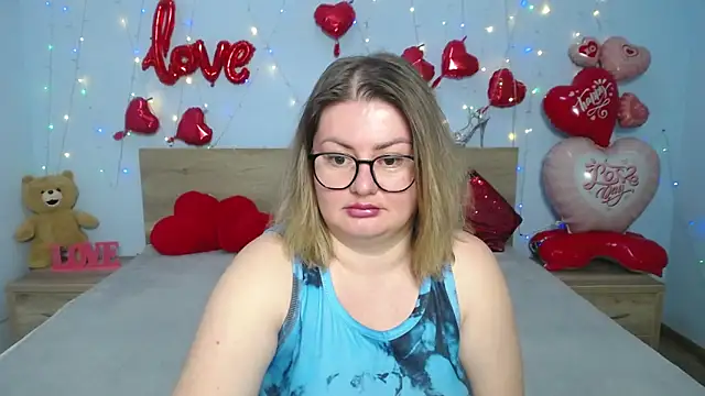 Snapshot of ZannaDreil chatting on 03.01.25 ZannaDreil online show from 03.01.25