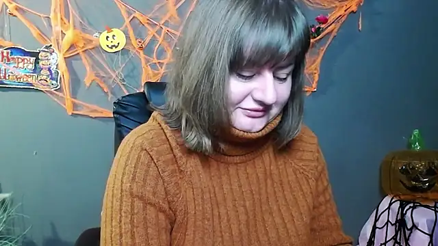 Snapshot of ZannaDreil chatting on 11.01.25 ZannaDreil online show from 11.01.25