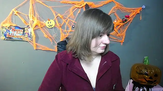 Snapshot of ZannaDreil chatting on 11.03.25 ZannaDreil online show from 11.03.25