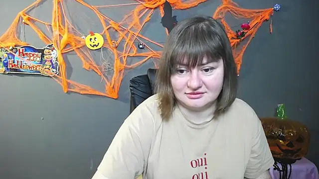 Snapshot of ZannaDreil chatting on 11.04.25 ZannaDreil online show from 11.04.25