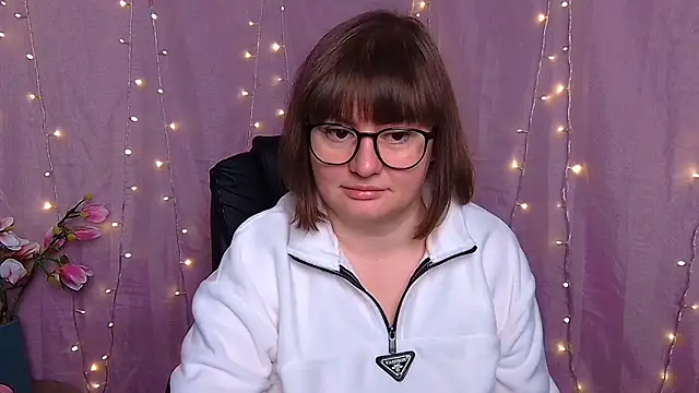 ZannaDreil online show from 03.02.26