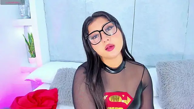 AvyMilton online show from 10.03.25