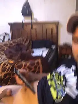 SINUECASTILLO online show from 03.06.25