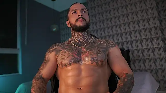 Snapshot of mariano_costa chatting on 12.21.24 mariano costa online show from 12.21.24