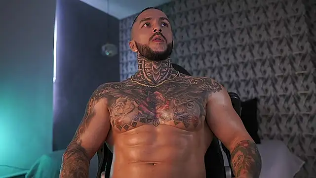 Snapshot of mariano_costa chatting on 12.22.24 mariano costa online show from 12.22.24