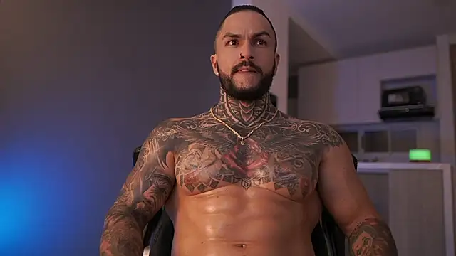 Snapshot of mariano_costa chatting on 01.28.25 mariano costa online show from 01.28.25