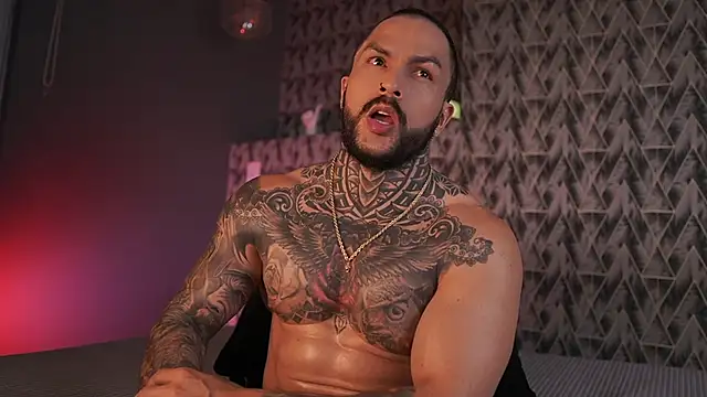 Snapshot of mariano_costa chatting on 02.21.25 mariano costa online show from 02.21.25