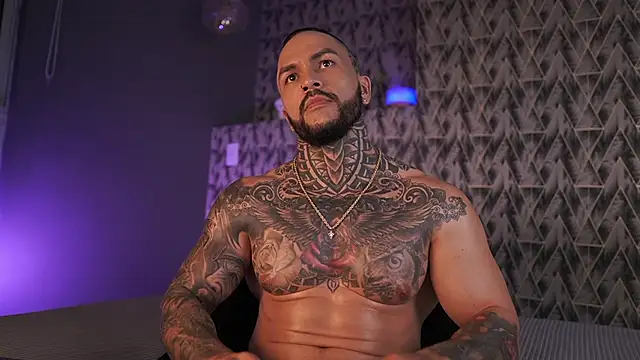 Snapshot of mariano_costa chatting on 02.23.25 mariano costa online show from 02.23.25