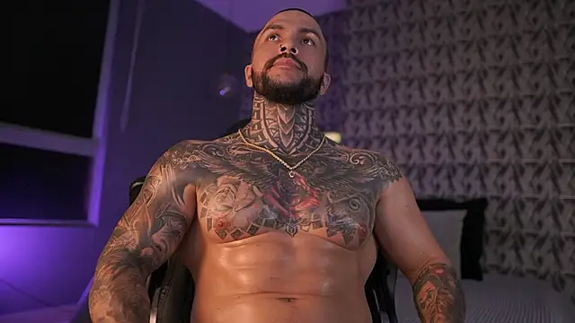 Snapshot of mariano_costa chatting on 02.26.25 mariano costa online show from 02.26.25