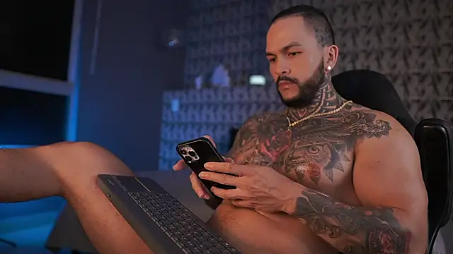 Snapshot of mariano_costa chatting on 02.28.25 mariano costa online show from 02.28.25