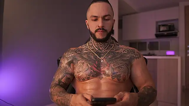 Snapshot of mariano_costa chatting on 03.19.25 mariano costa online show from 03.19.25