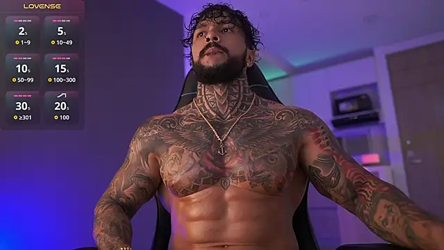 Snapshot of mariano_costa chatting on 09.23.25 mariano costa online show from 09.23.25