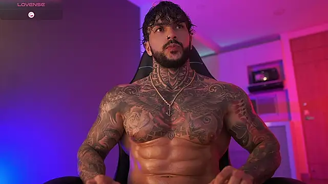 Snapshot of mariano_costa chatting on 10.15.25 mariano costa online show from 10.15.25