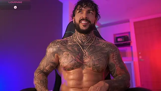 Snapshot of mariano_costa chatting on 11.06.25 mariano costa online show from 11.06.25