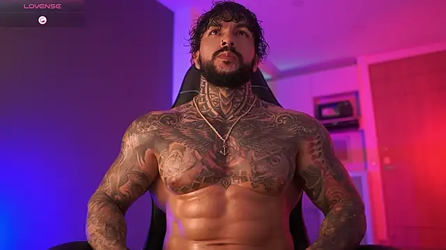 Snapshot of mariano_costa chatting on 11.26.25 mariano costa online show from 11.26.25