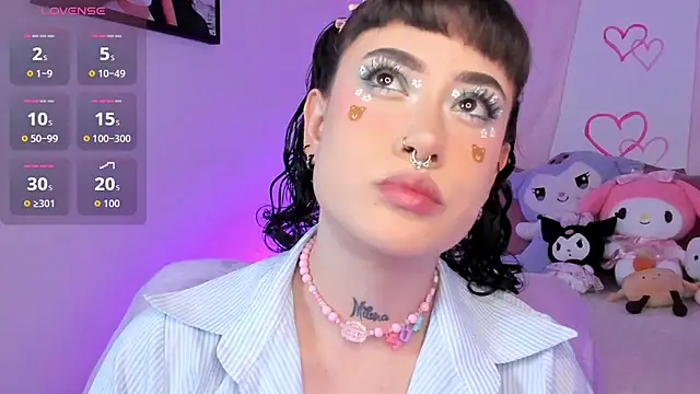 Snapshot of melody_suarez chatting on 10.28.25 melody suarez online show from 10.28.25