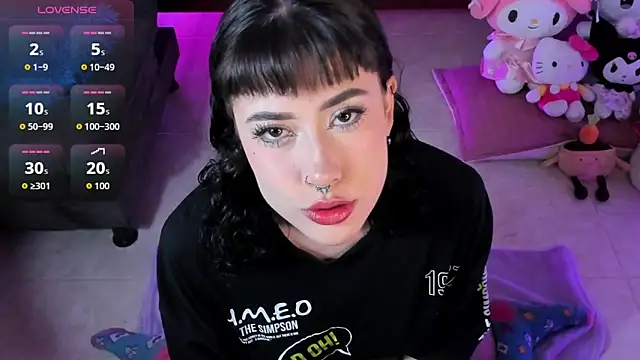 Snapshot of melody_suarez chatting on 10.29.25 melody suarez online show from 10.29.25