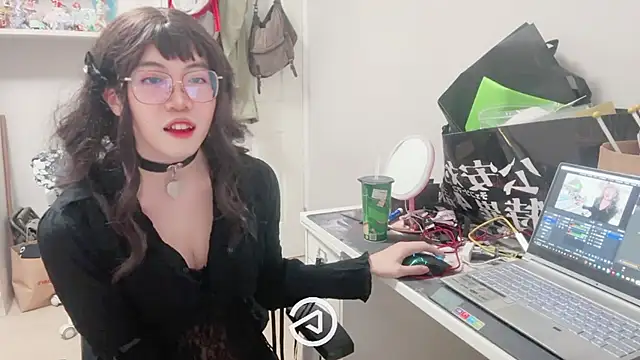 Snapshot of yahanr chatting on 10.02.25 yahanr online show from 10.02.25