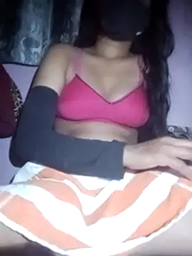 Snapshot of HornyWestern chatting on 11.28.25 HornyWestern online show from 11.28.25