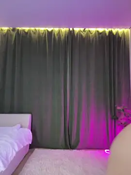 LoveLuna  online show from 03.17.26