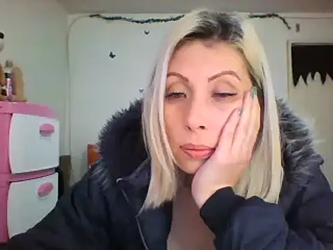 alixia81 online show from 01.13.25