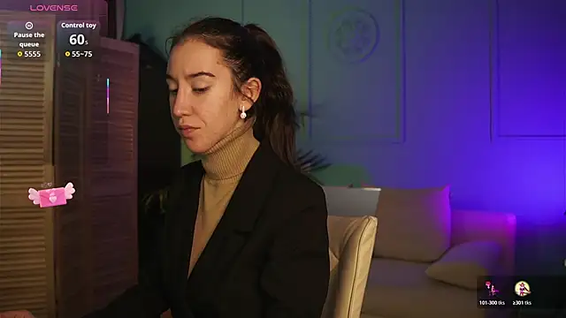 Belle Via online show from 11.14.25