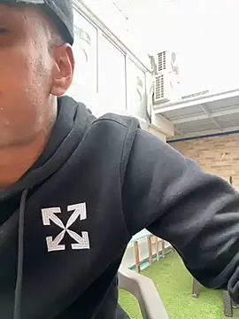 Snapshot of AaronCruz_ chatting on 02.27.25 AaronCruz  online show from 02.27.25