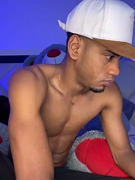 Snapshot of AaronCruz_ chatting on 10.15.25 AaronCruz  online show from 10.15.25
