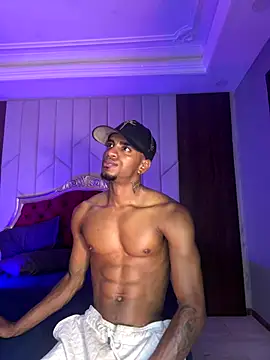 AaronCruz  online show from 11.26.25