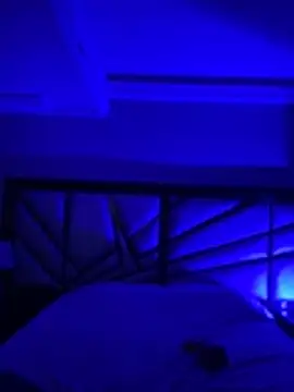 AaronCruz  online show from 01.16.26