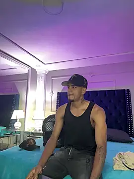 AaronCruz  online show from 03.03.26