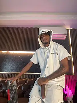 AaronCruz  online show from 03.13.26