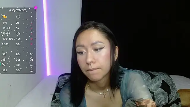 Snapshot of Anne_Nicholson chatting on 12.29.24 Anne Nicholson online show from 12.29.24